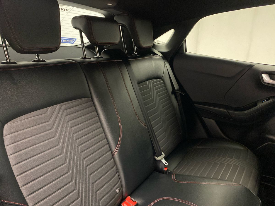 2023 Ford Puma - image 10