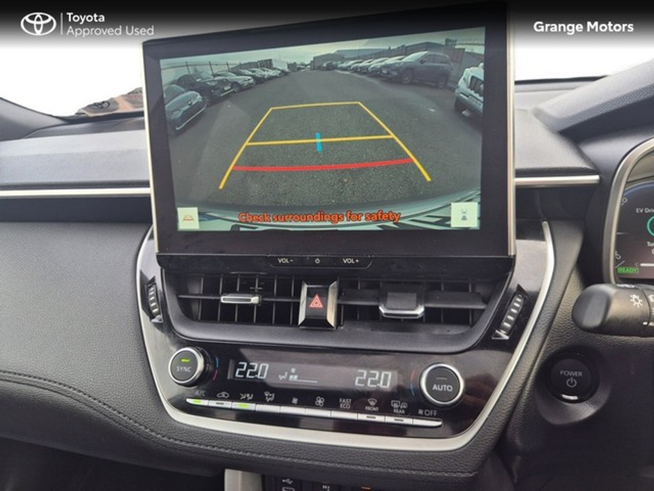 2025 Toyota Corolla Cross - image 14