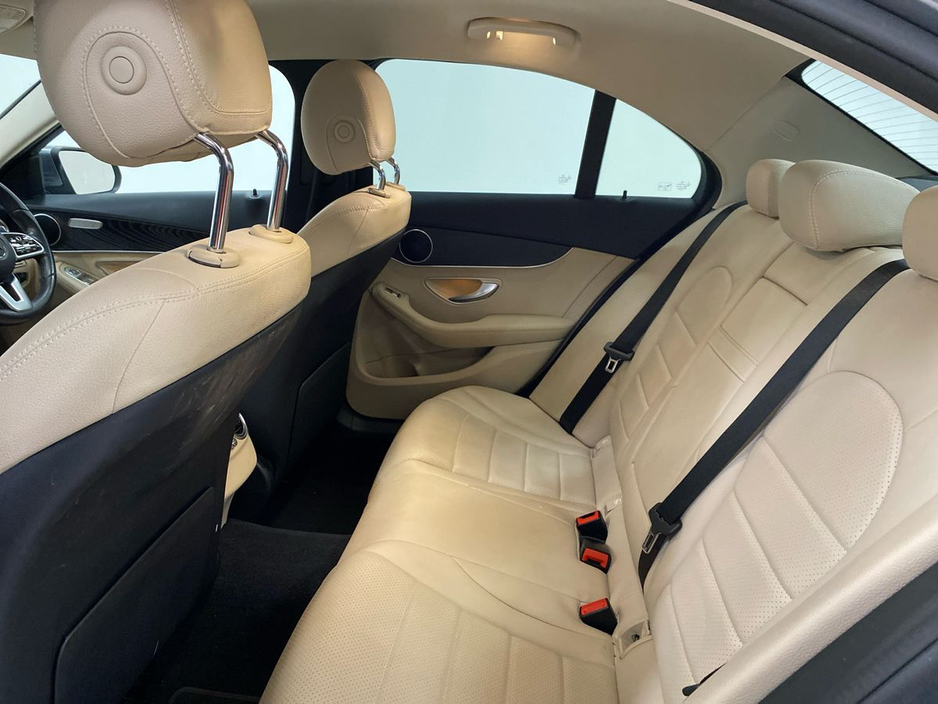2020 Mercedes-Benz C Class - image 4