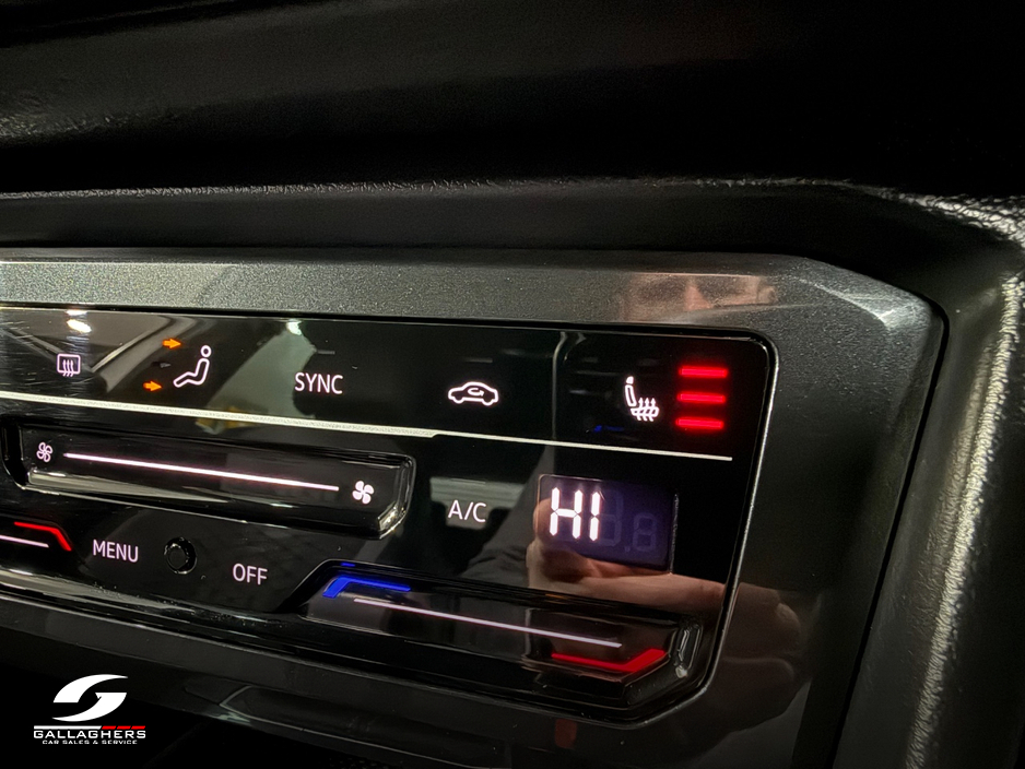 2020 Volkswagen Tiguan - image 19