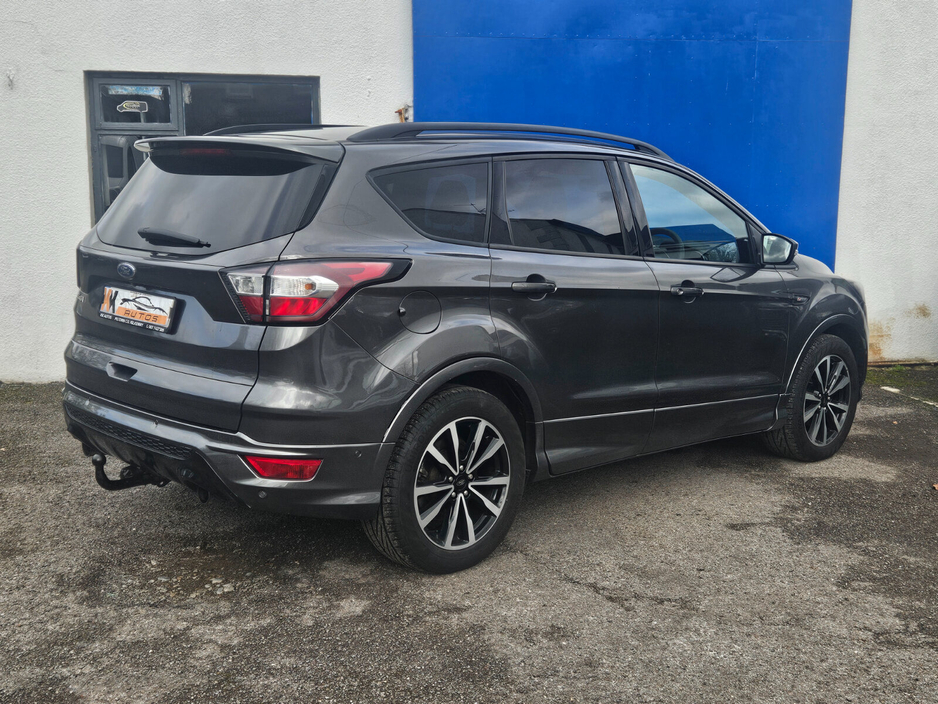 2019 Ford Kuga - image 3