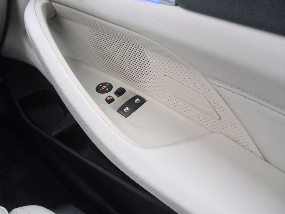 2023 BMW 4 Series - image 19