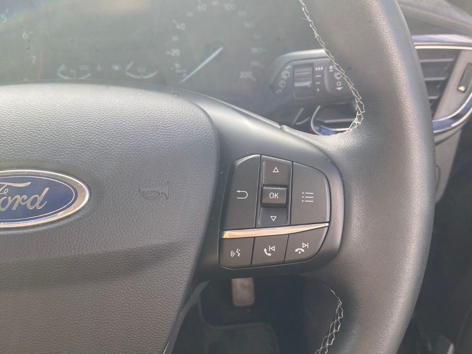 2021 Ford Fiesta - image 18