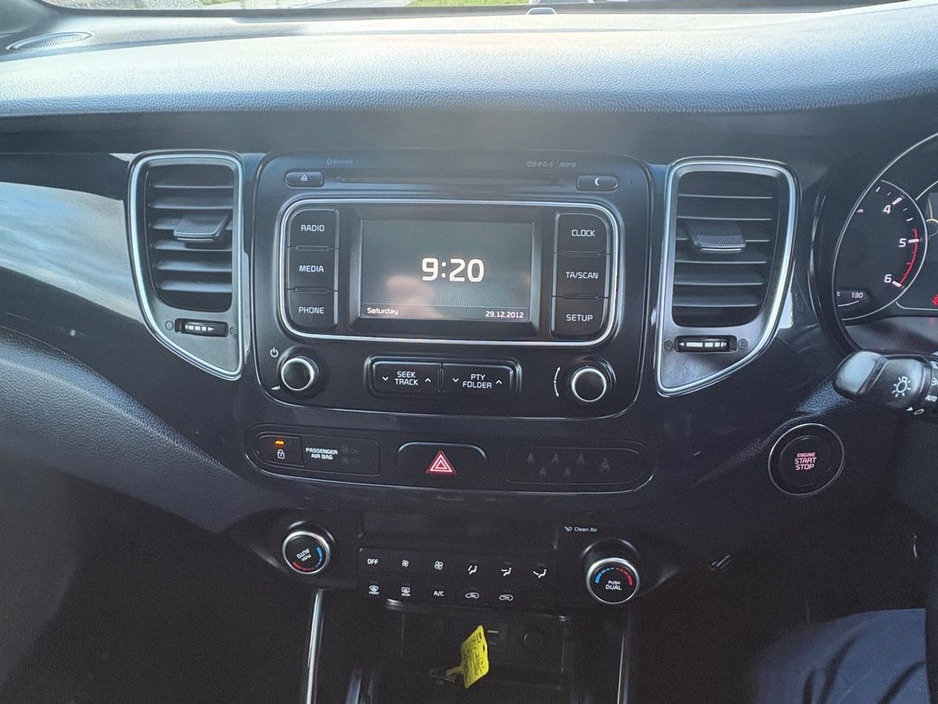 2016 Kia Carens Platinum 1.7D 7 SEATER €11,900