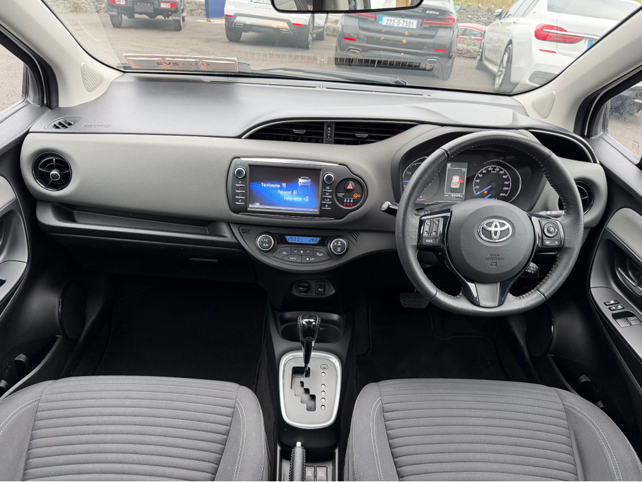 2017 Toyota Yaris Self charge Hybrid - Low Mileage - Fantastic Spec €14,750