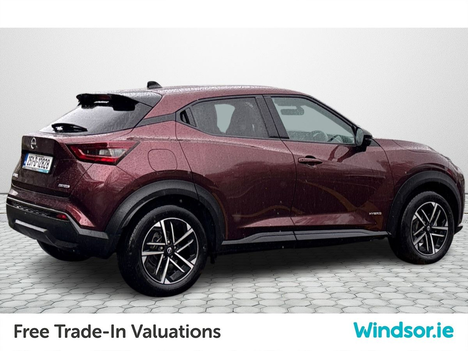 2025 Nissan Juke - image 2