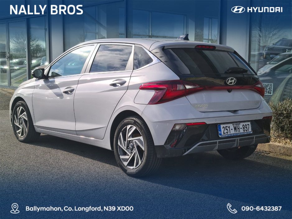 2025 Hyundai i20 - image 4