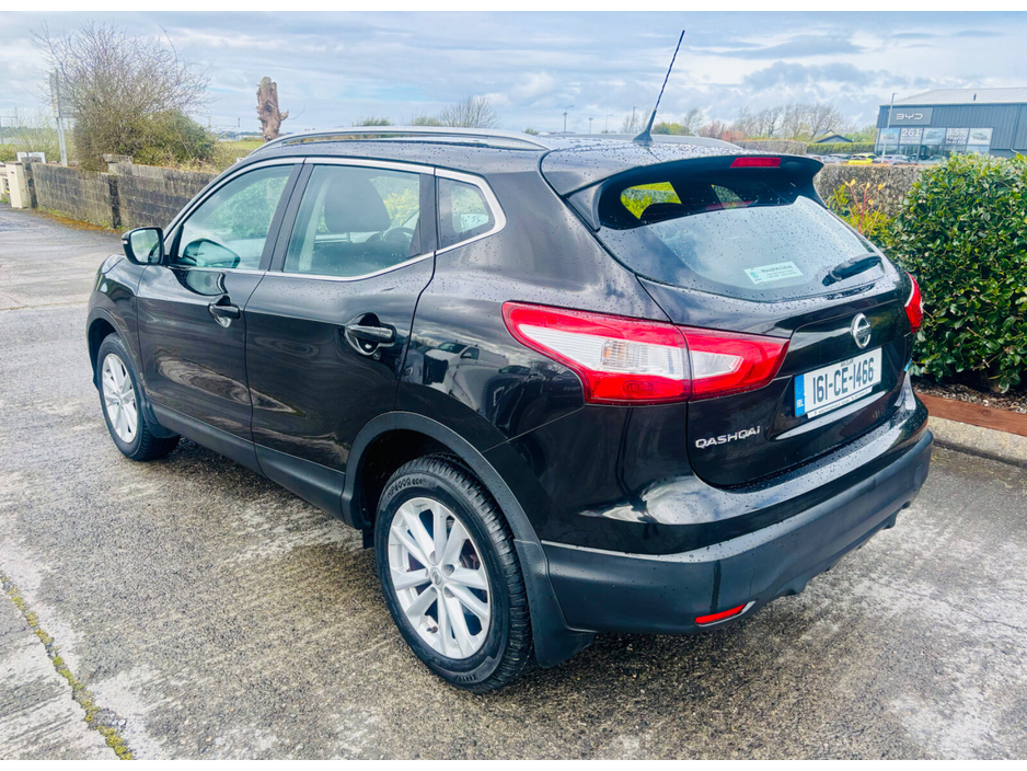 2016 Nissan Qashqai - image 8