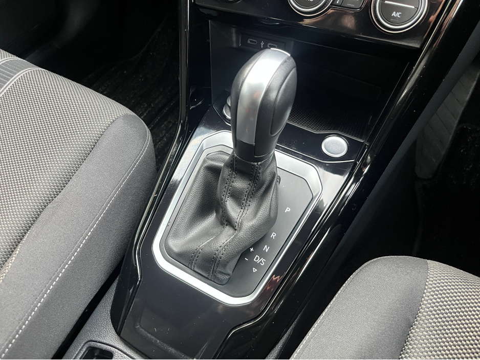 2022 Volkswagen T-Roc STLYE BLACK PACK AUTOMATIC 1.5 PETROL //LOW MILES//HIGH SPEC//KEYLESS ENTRY//ADAPTIVE CRUISE CONTROL//REVERSE CAMERA// €29,950