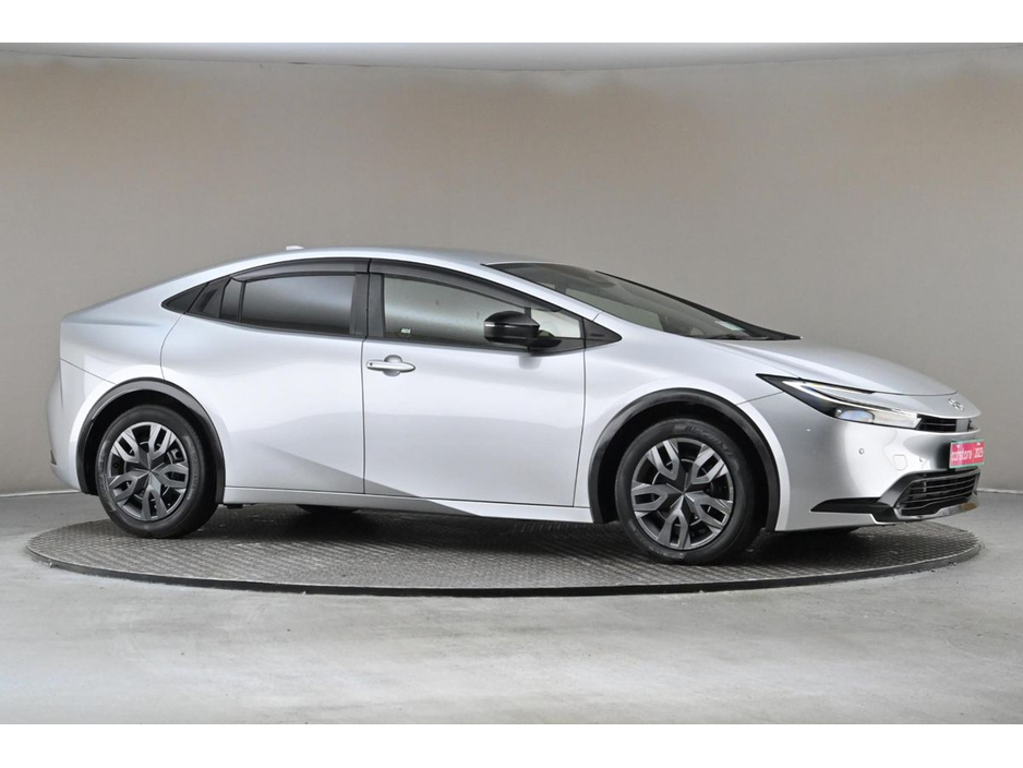 2023 Toyota Prius 1.8 SELF CHARGING HYBRID *REVERSE CAM*PARK SENSORS* €31,690