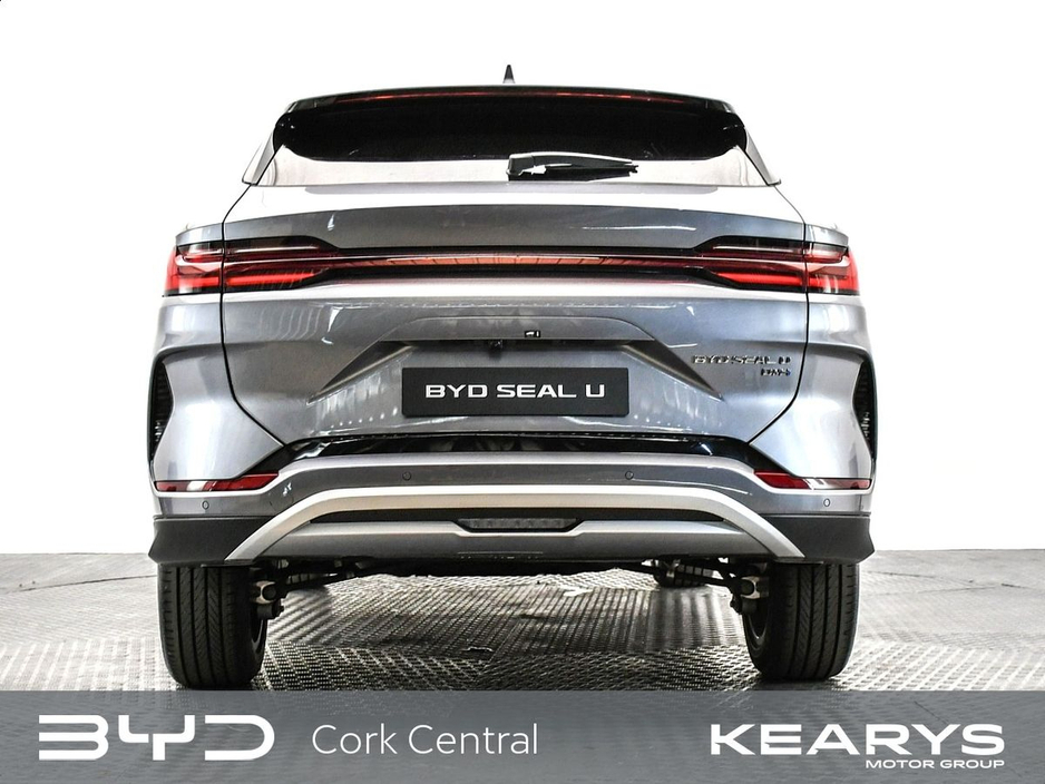 2025 BYD Seal U - image 2