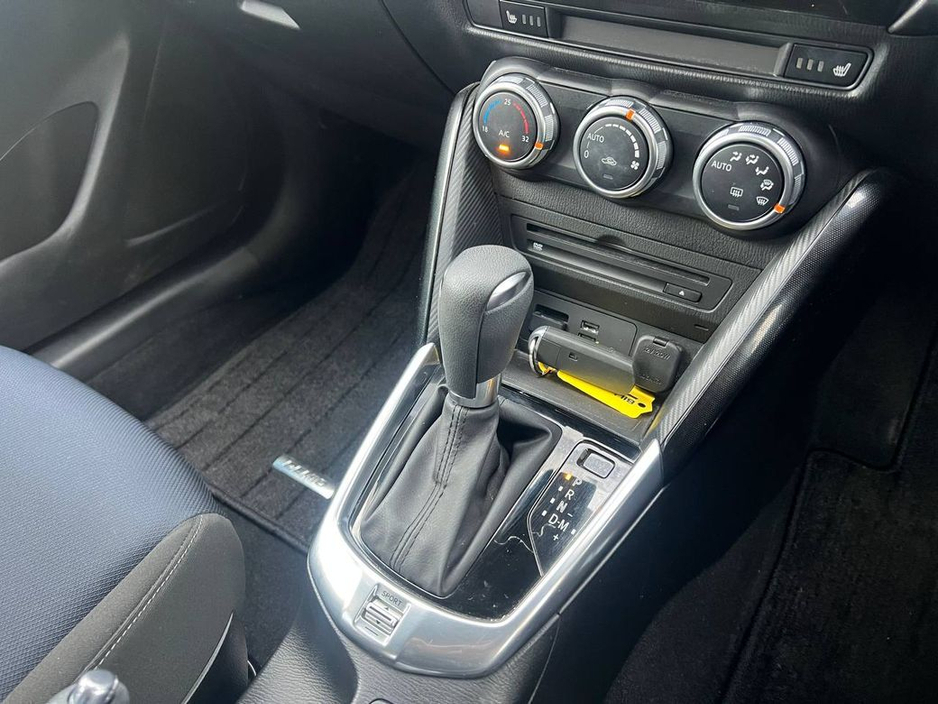 2016 Mazda Demio - image 11