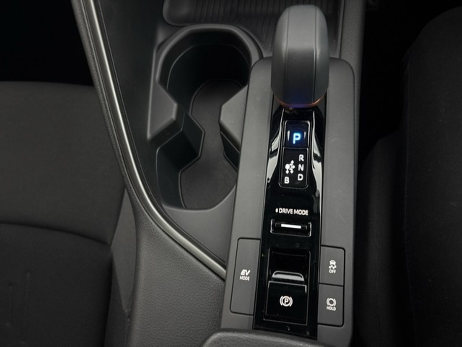 2025 Toyota C-HR HYBRID SPORT €37,950