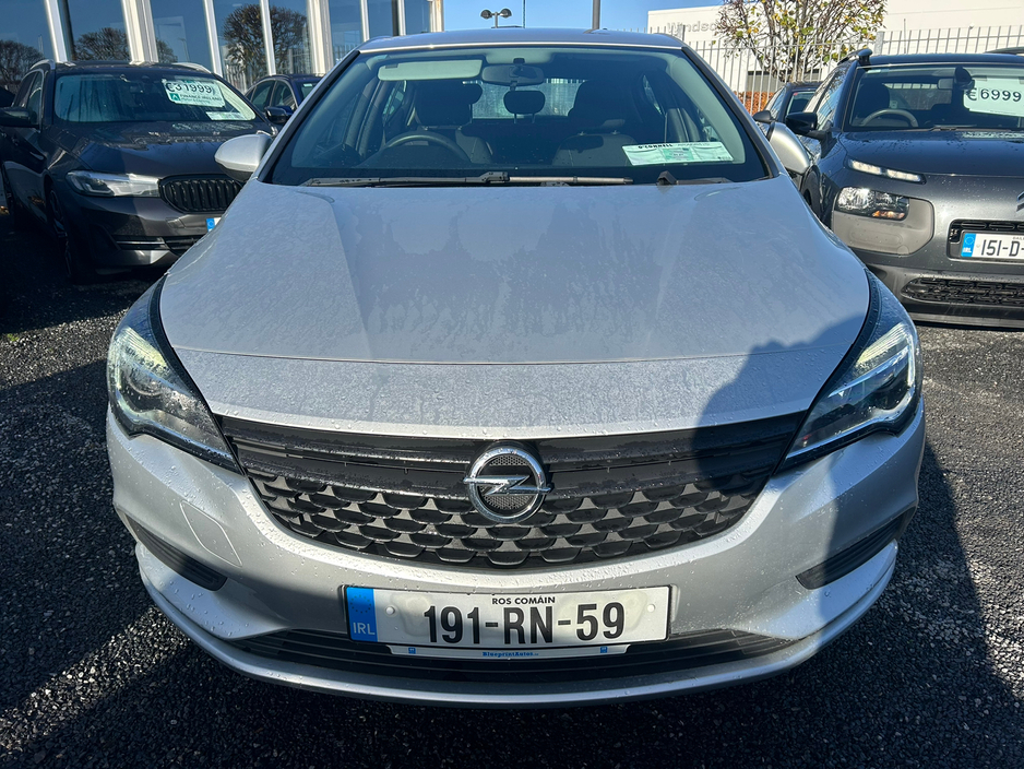 2019 Opel Astra  €10,999