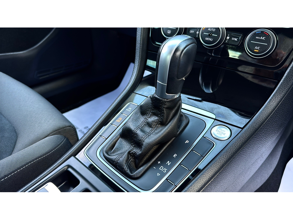 2018 Volkswagen Golf HIGHLINE 1.4TSI MK7.5 *32,000KM*AS NEW €21,900