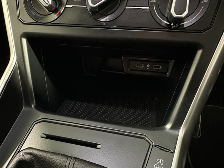 2024 Volkswagen Taigo - image 24