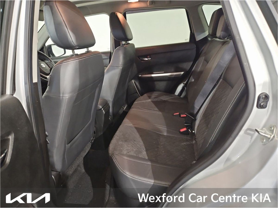 2022 Suzuki Vitara 1.4 Hybrid SZ4 MT €21,895