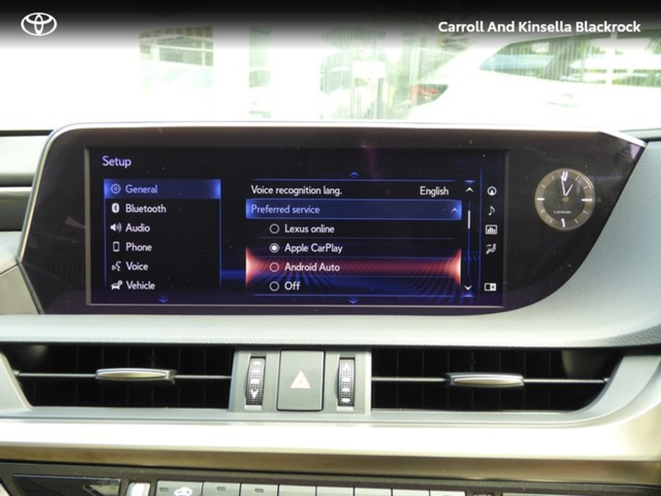 2022 Lexus ES 300 H Hybrid Dynamic €41,950