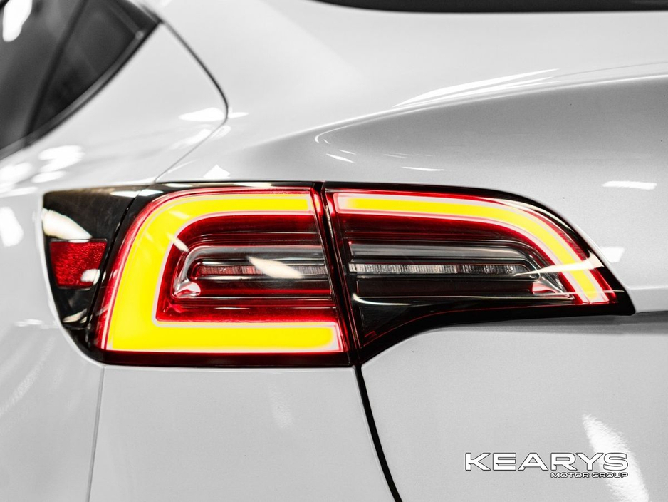 2021 Tesla Model 3 - image 10