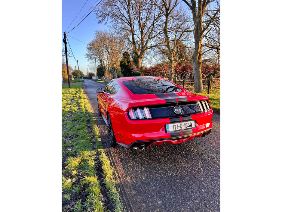 2017 Ford Mustang FASTBACK 5.0L V8 6SPEED 2DR €49,995