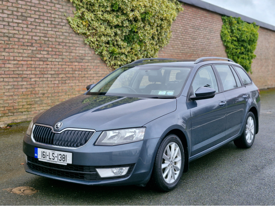 2016 Skoda Octavia - image 6