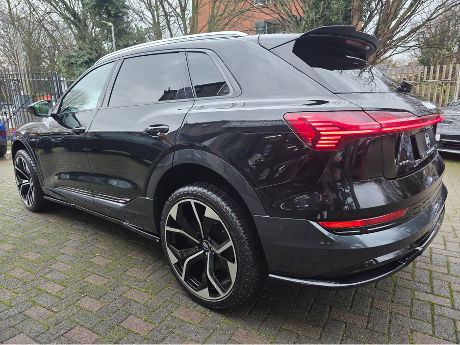 2020 Audi e-tron TECHNIK 50 QUATTRO AUTO. HUGE SPEC. FINANCE ARRANGED. SIMI. AA APPROVED.