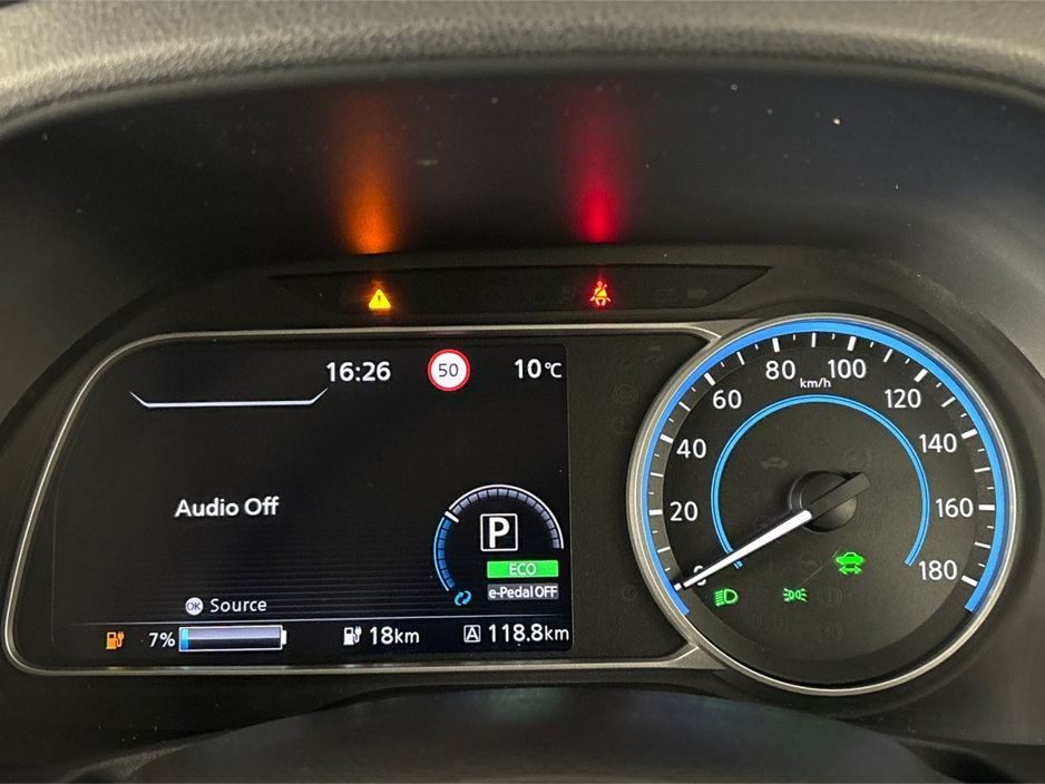 2023 Nissan Leaf PREMIUM 40KW**HEATED FRONT SEATS**HEATED MULTIFUNCTIONAL STEERING WHEEL**SEMI DIGITAL DASH**TOUCHSCREEN BLUETOOTH MEDIA**NAVIGATION**REVERSE CAMERA**PARKING SENSORS**ECO MODE**CRUISE CONTROL €17,995