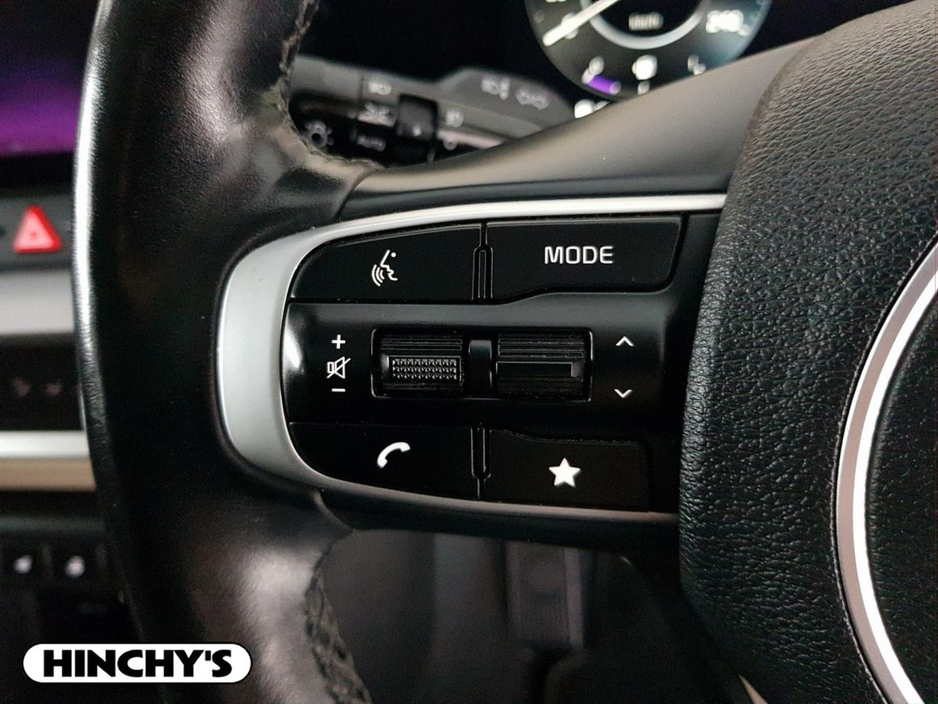 2022 Kia Sportage - image 18