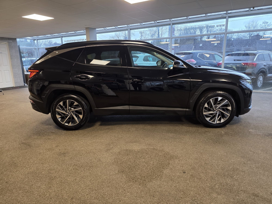 2022 Hyundai Tucson - image 4