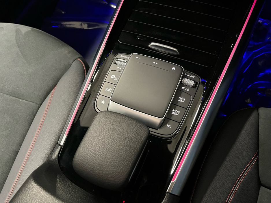 2023 Mercedes-Benz GLA Class - image 19