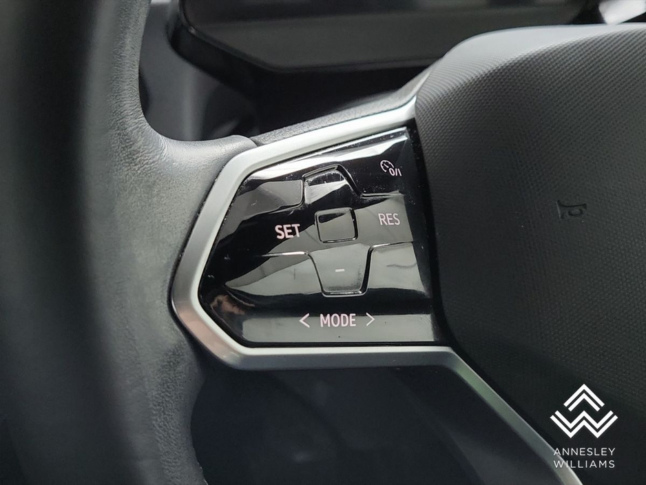 2023 Volkswagen ID.3 Life 204HP 58kWh €21,950