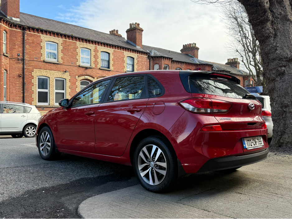2017 Hyundai i30 - image 7
