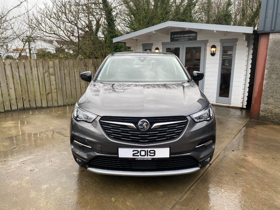 2019 Vauxhall Grandland X - image 21