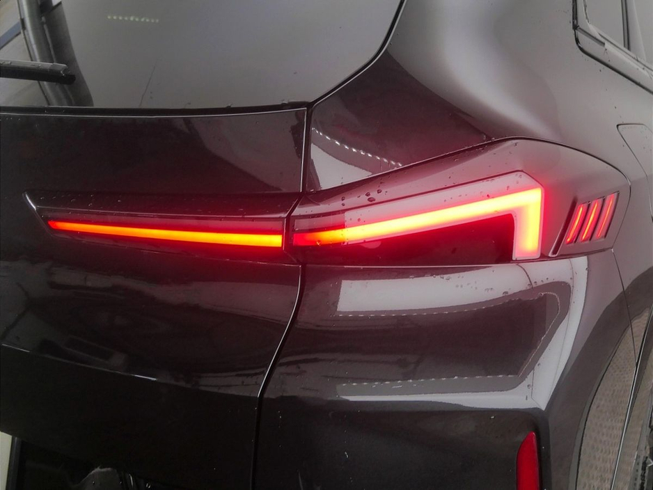 2024 BMW XM - image 20