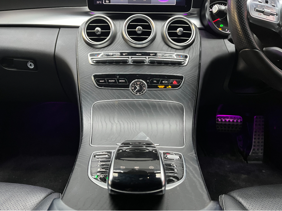 2019 Mercedes-Benz C Class €26950 2019 MERCEDES-BENZ C220D AVANTGARDE AMG LINE 2.0 AUTOMATIC / CRUISE CONTROL / REVERSE CAMERA / ELECTRIC MEMORY & HEATED SEATS / PADDLE SHIFTERS / AMBIENT LIGHTS €26,950