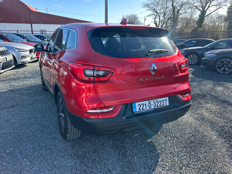 2022 Renault Kadjar - image 14