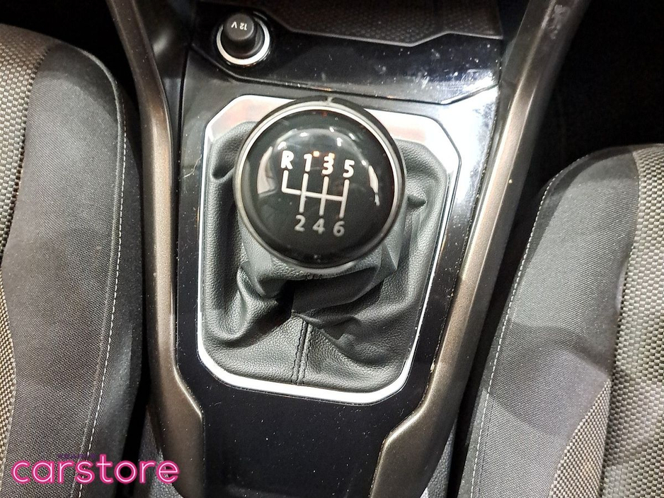 2018 Volkswagen T-Roc 1.0 TSI 115bhp Design €19,890