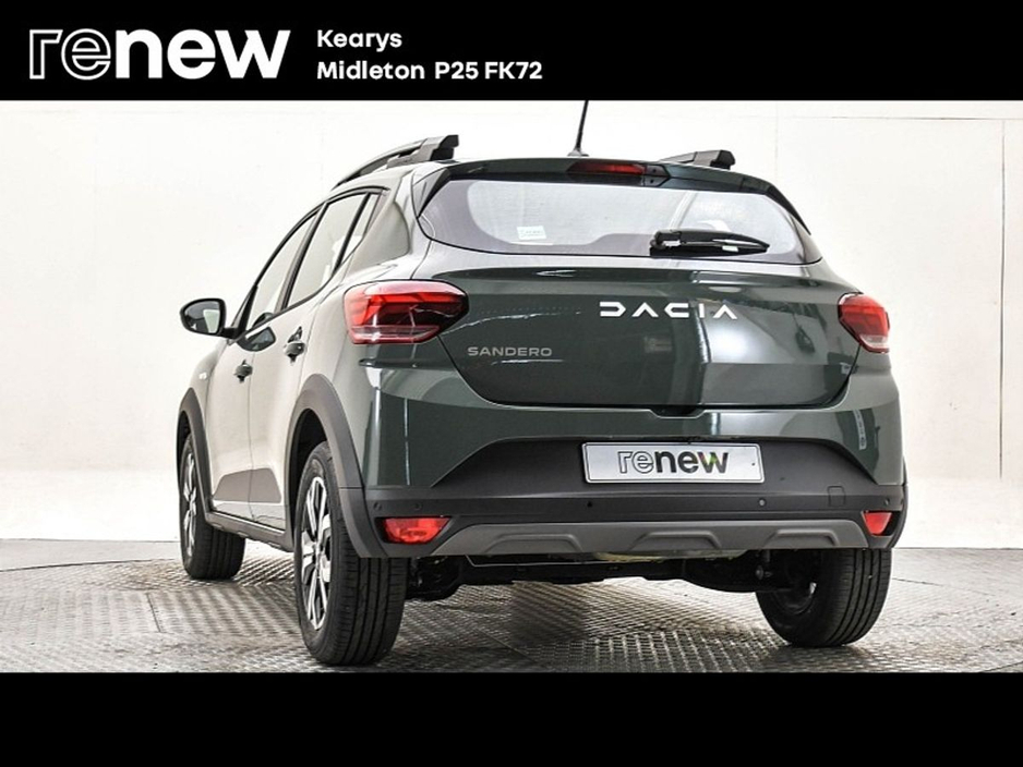 2023 Dacia Sandero Stepway - image 3