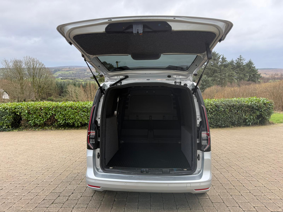 2023 Volkswagen Caddy C20 COMMERCIAL PRO TD TDI €23,250