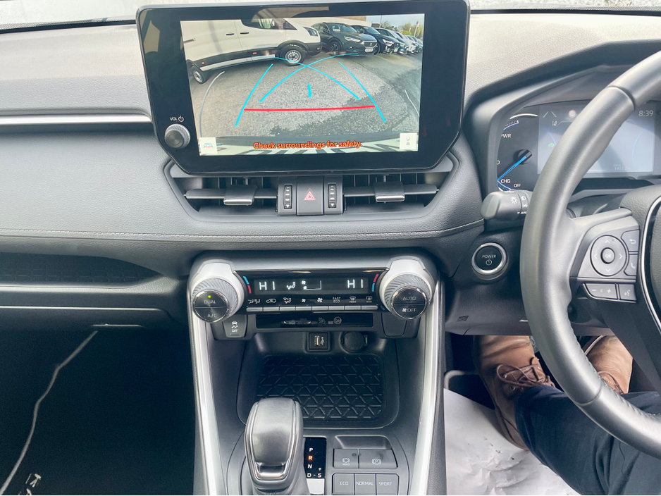 2024 Toyota Rav4 - image 10