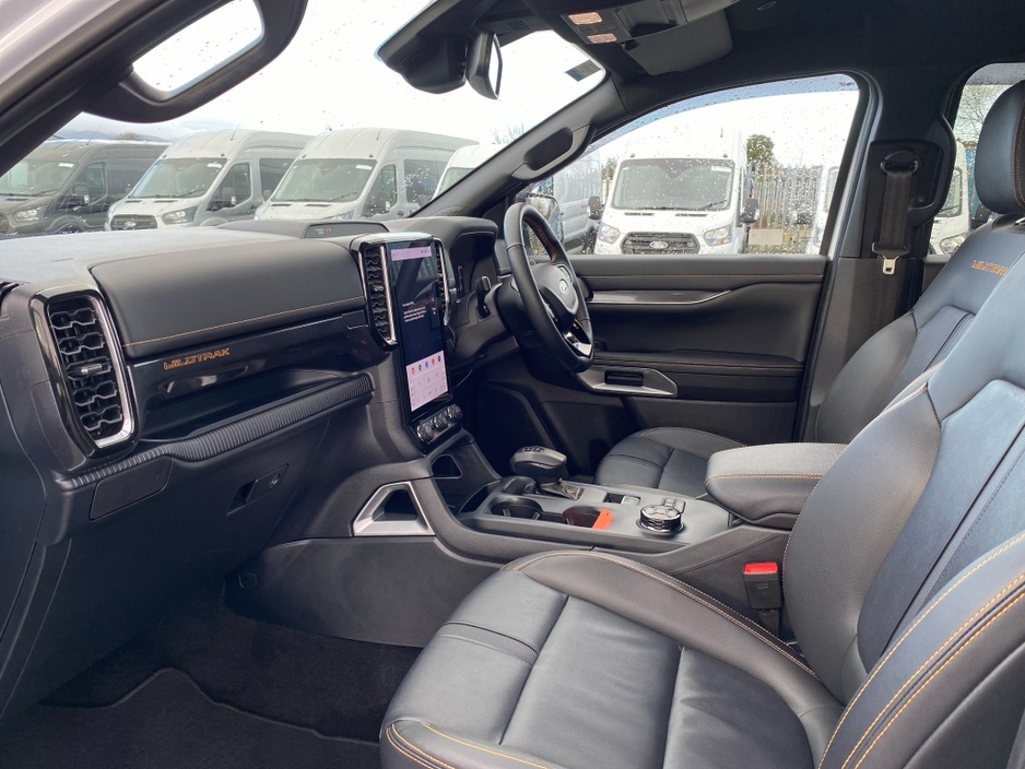 2025 Ford Ranger Wildtrak 2.0 Auto... Electric roller shutter