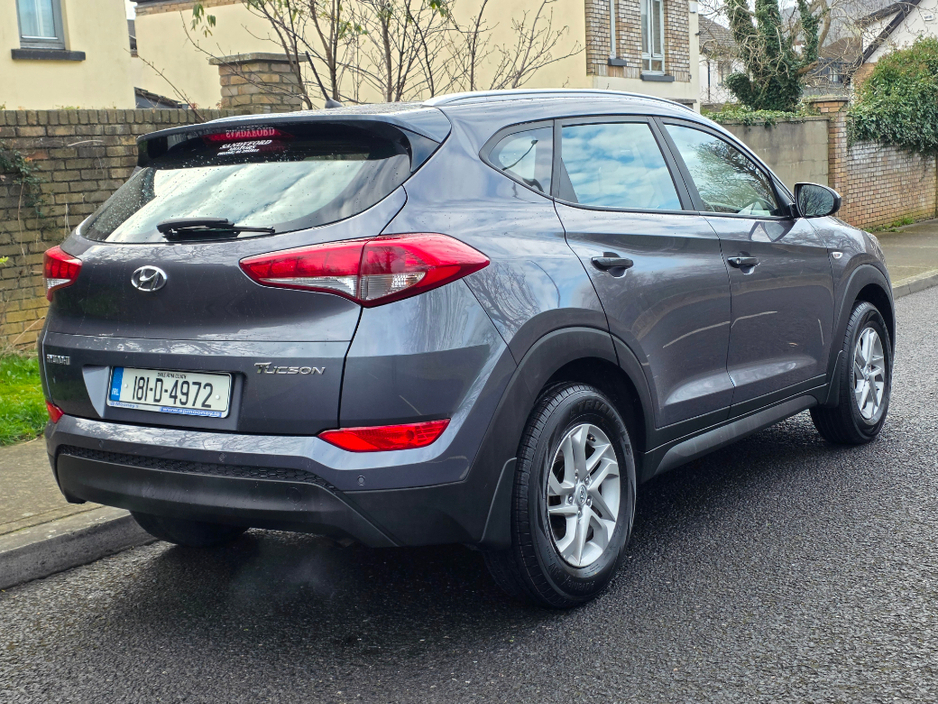 2018 Hyundai Tucson - image 3