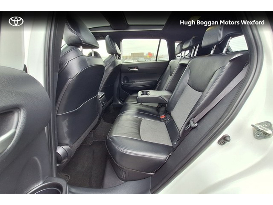 2023 Toyota Corolla Cross - image 7