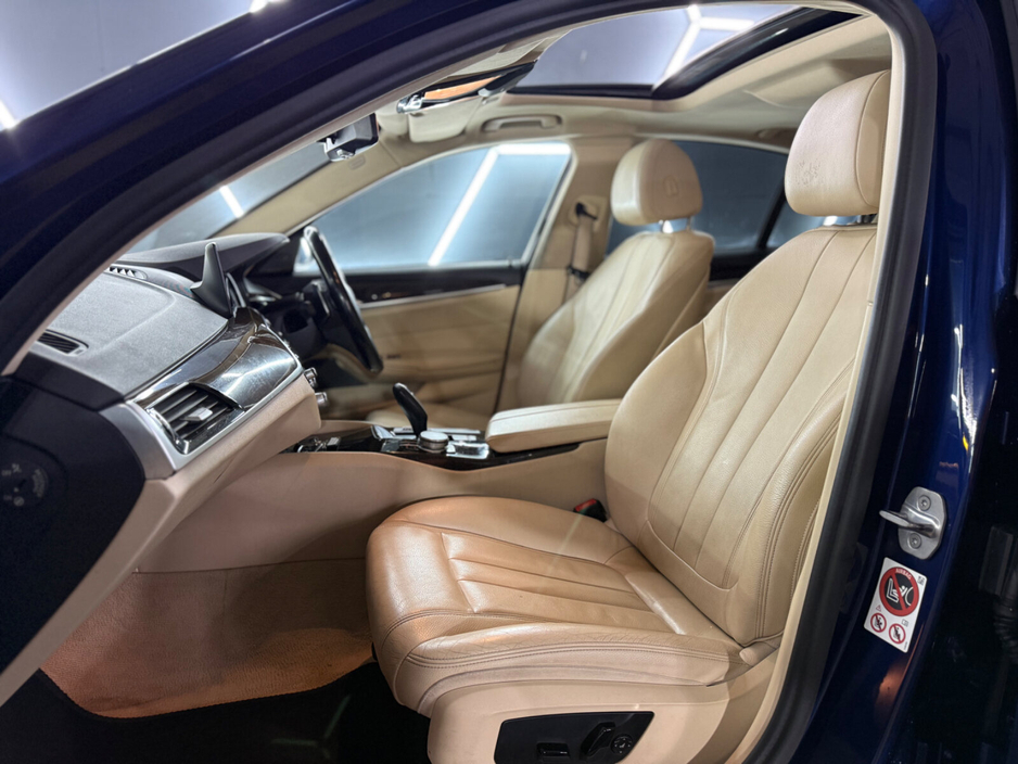 2017 BMW 5 Series 520d xDrive SE Auto €17,950