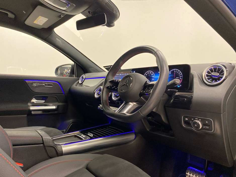 2024 Mercedes-Benz GLA Class - image 8