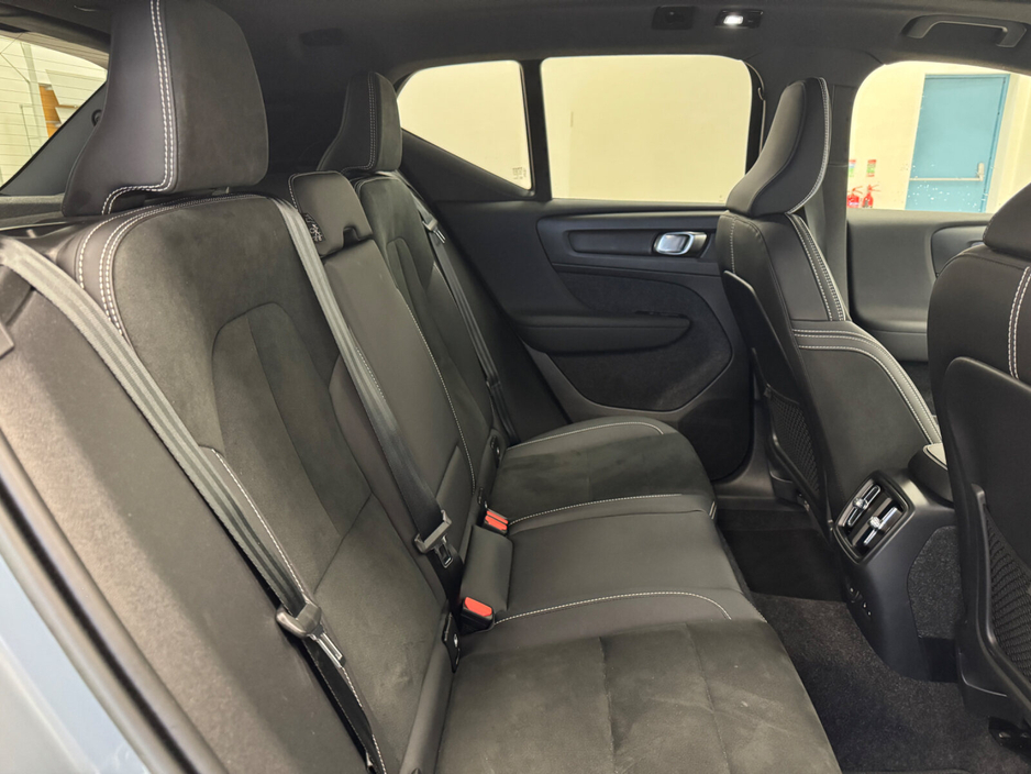 2022 Volvo XC40 BEV 231hp Ultimate €30,000
