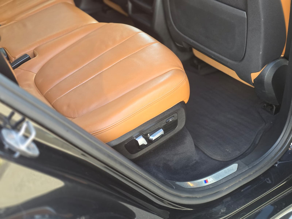2019 BMW X5 - image 22
