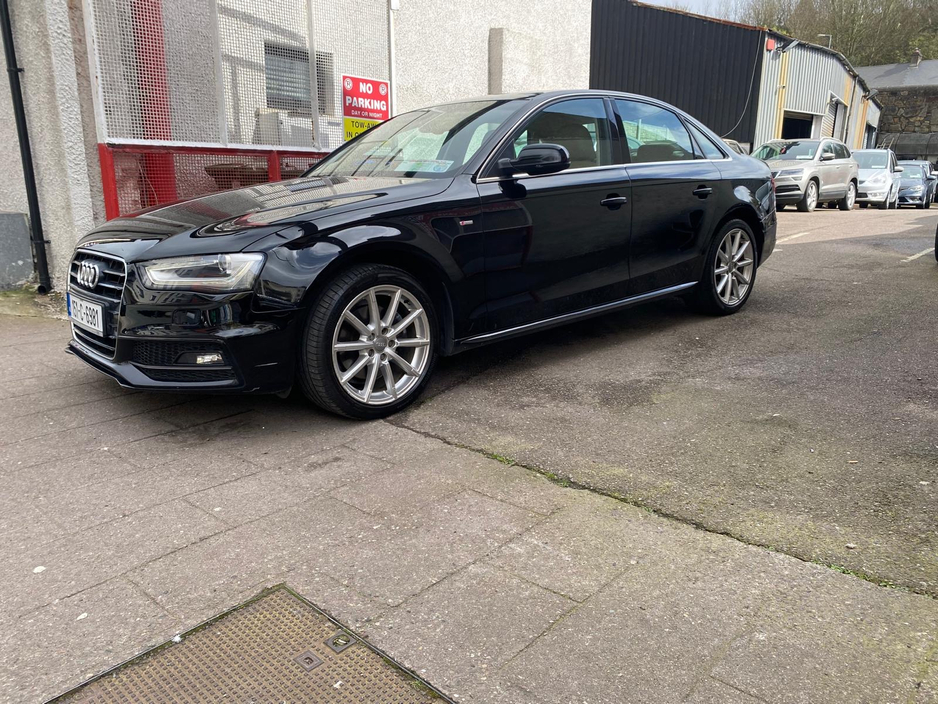 2015 Audi A4 - image 9