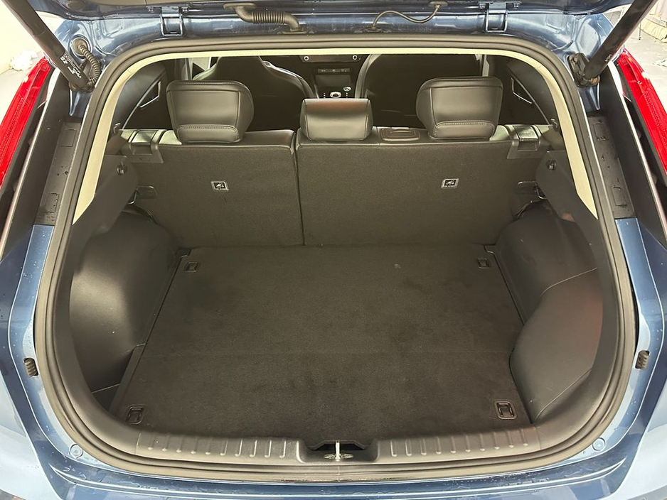 2023 Kia Niro - image 27