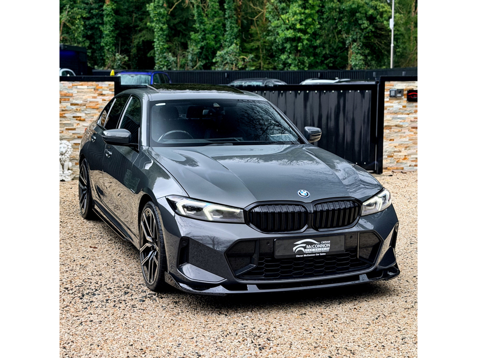 2023 BMW 3 Series 2023 (232) BMW 330E MSPORT LCI PRO *SUNROOF €39,999